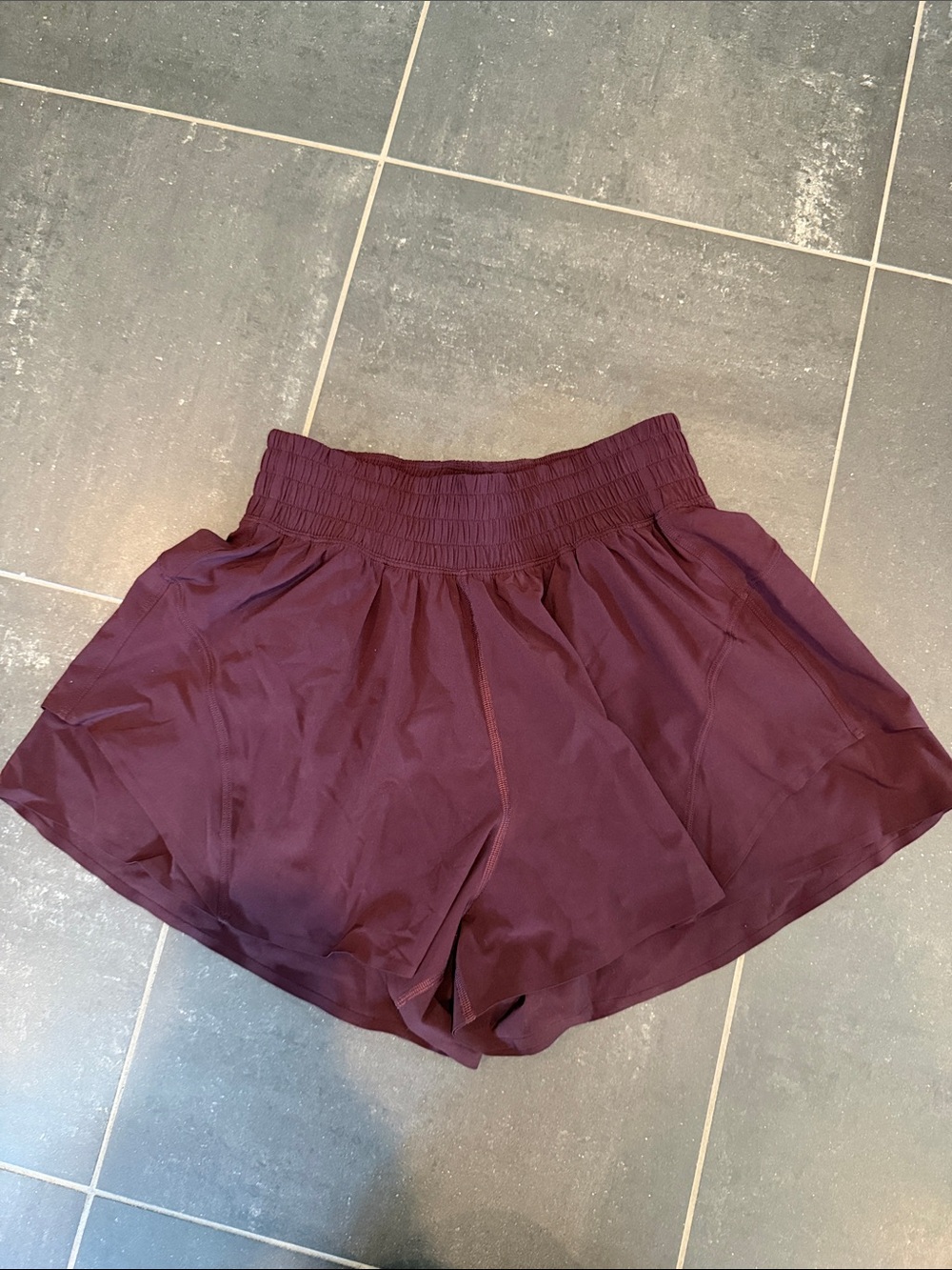 Lululemon High-Waist Shorts in Deep Plum in XS